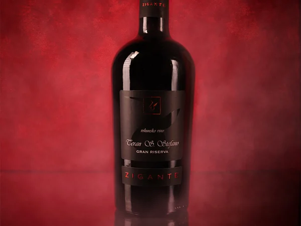 Wine (Zigante)