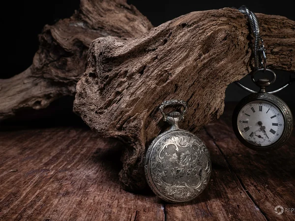 Antiqua (antiques)